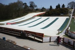 Ski slopes in Norwich Wallpaper