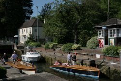 Marsh Lock, Henley-on-Thames Wallpaper