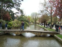 Bourton on the Water Wallpaper