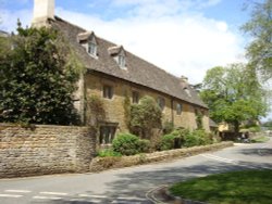 Bourton on the Water Wallpaper