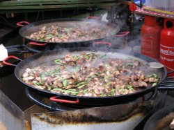 Street food - Big pots of yummi