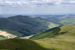 Eastern Berwyns from Cadair Berwyn Wallpaper