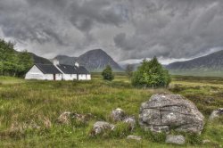 Little house at the foot of Glencoe Wallpaper