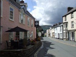 The Dragon Inn, Crickhowell Wallpaper