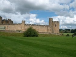 Alnwick Castle  5 July 2007 Wallpaper