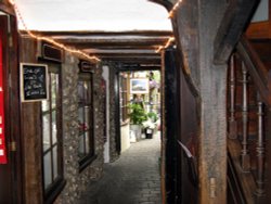 Cobbled Walk in Steyning, West Sussex Wallpaper