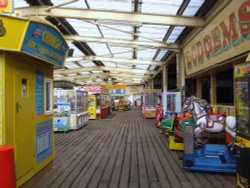 Clacton-on-Sea Pier Wallpaper