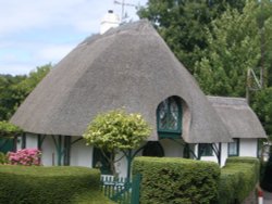 Cottage in Sidmouth Wallpaper