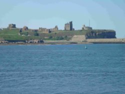 Tynemouth Priory and Castle Wallpaper