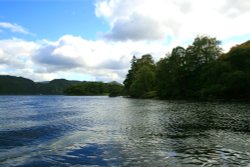 Derwentwater, western shore looking towards Borrowdale. Wallpaper