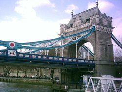 London Bridge viewed from the Thames - Part 4 Wallpaper