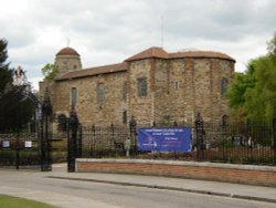 Early Norman castle in Colchester Wallpaper