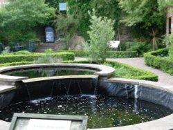 Fountains in the Bewdley Museum Wallpaper