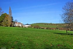 A circular walk from Shillingstone to Hanford.