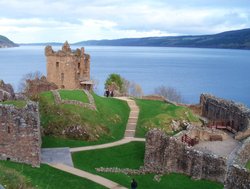 Urquhart Castle, Scottish Highlands Wallpaper