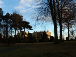 Brodsworth Hall in winter sun, January 2011 Wallpaper