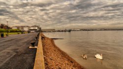 Gravesend Promenade Wallpaper