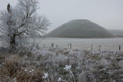 Silbury Hill in the Snow Wallpaper