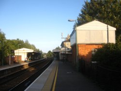 Sunny Romsey Station Wallpaper