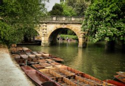 Magdalen College Bridge Wallpaper