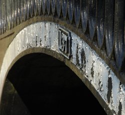 Bridge 137, Oxford Canal, Fenny Compton, Warwickshire Wallpaper