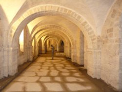 The Crypt and Statue. Wallpaper