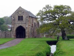 Cleeve Abbey – Gate house Wallpaper