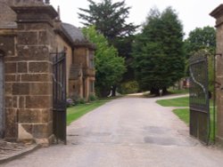 The Gates to Montacute House Wallpaper