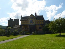 Stokesay Castle Wallpaper