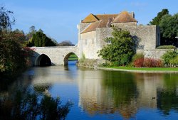 Leeds Castle Gatehouse Wallpaper