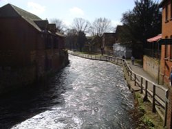 River Itchen Wallpaper