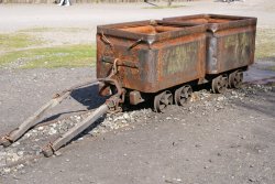 Horse drawn coal tubs Wallpaper