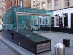 Entrance to Buchanan Street Station Wallpaper