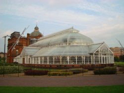 Glasgow Green, Winter Gardens Wallpaper