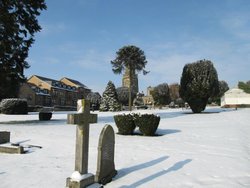 Irthlingborough snow scene Wallpaper