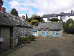 Model of the Old Vicarage in Godshill. Wallpaper