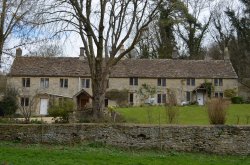 Long Dean Cottages Wallpaper