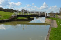 Swing bridge over the Kennet and Avon Canal Wallpaper