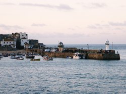 St Ives Harbour Wallpaper