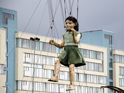 Aerial dance, Liverpool Sea Odyssey. Wallpaper