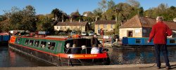 Bradford-on-Avon Barge Trip Wallpaper