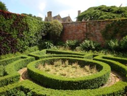 Hidcote Garden Wallpaper