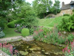 Snowshill Manor June 2008 Wallpaper