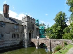 Baddesley Clinton June 2011 Wallpaper