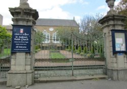 St Andrews Parish Church Gates Wallpaper