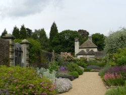 Wakehurst Place 24 June 2011 Wallpaper