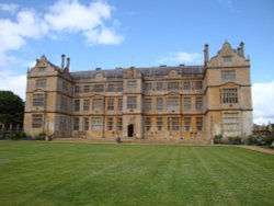 Montacute House June 2009 Wallpaper