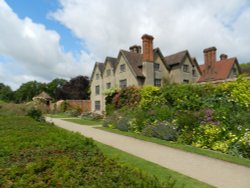 Packwood House 18 June 2011 Wallpaper