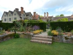 Packwood House 18 June 2011 Wallpaper