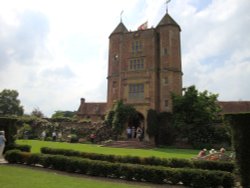 Sissinghurst June 2008 Wallpaper